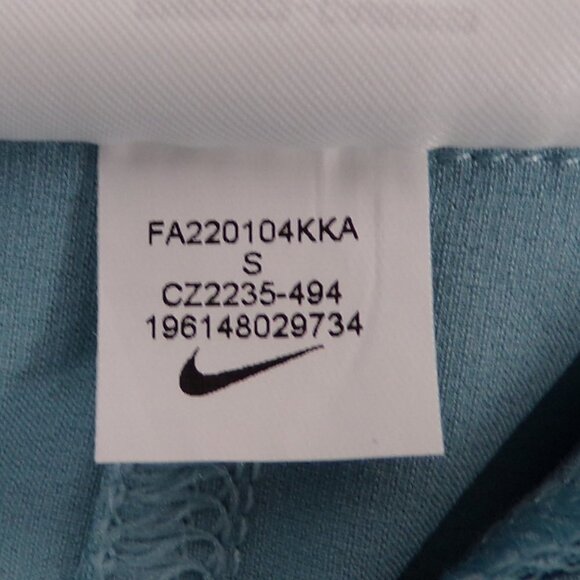 Nike Women's Yoga Dri-Fit Drawstring Waist Shorts - size S - Picture 9 of 9